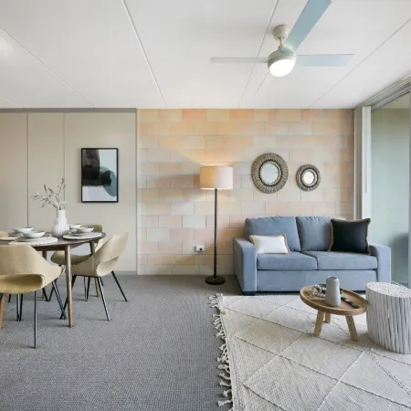 Sleek Apartment with Pool and Rooftop Terrace Отели в г. Саутпорт