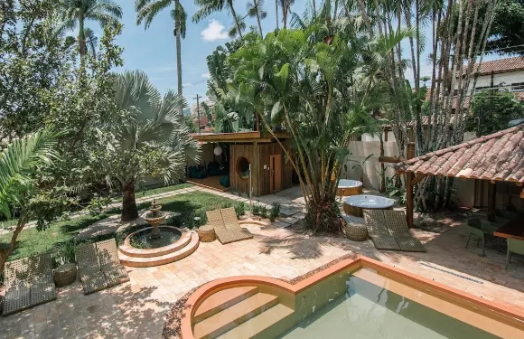 依哈德依達喀爾旅館