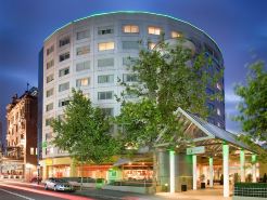 Holiday Inn SYDNEY - POTTS POINT by IHG