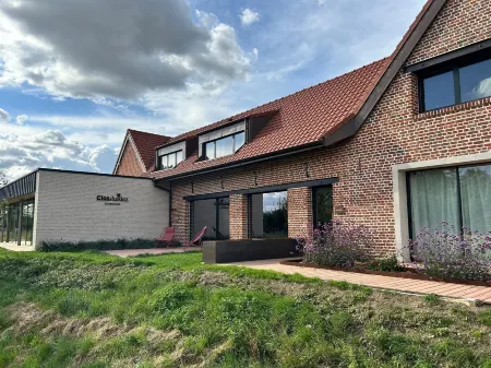 Clos du Riez - Suites & SPA Отели в г. Бертан