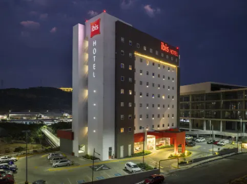 Ibis Queretaro