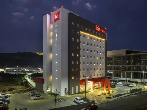 Ibis Queretaro