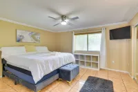 5 Mi to Hard Rock Stadium! Townhome w/ Games - Bungalows