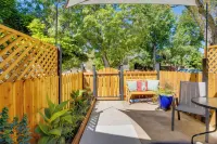 Ski & Hike: Cozy Dtwn Reno Studio w/ Fireplace - Condos