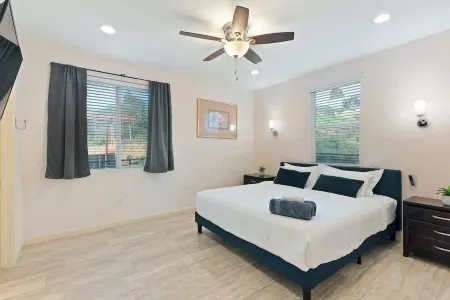 Spacious Single Level Home In Poway