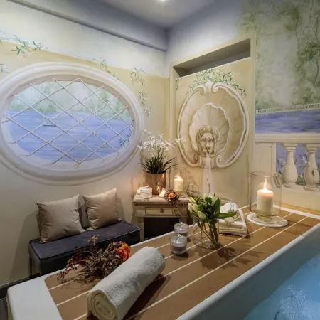 The Medieval Penthouse, Indulge Among History in a Luxury 5 Bedrooms Apartment