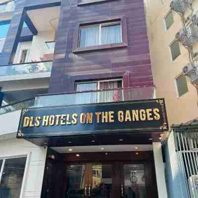 Dls Hotels on the Ganges Hotel Exterior