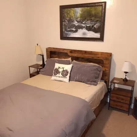 Lil-Ski-Bike-Hike-Shack!