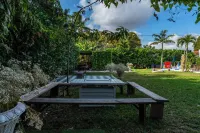 Luxury Villa W/ Pool, Concierge, Yacht and Chef Services!