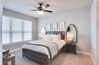 Lakefront Granbury Retreat w/ Patio & Fire Pit - 3 stjerner