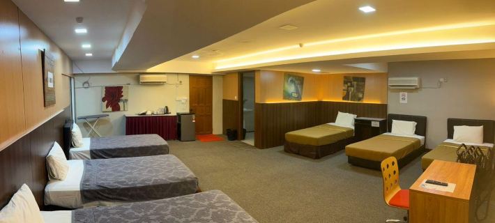 Waterfront HomeStay Hotels in Bintulu