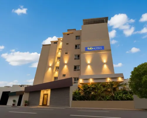 FabHotel Arastu Plaza - Nr Nampally Railway Station Hotels near Abids
