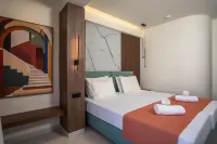 Aurora Living - Adults Only