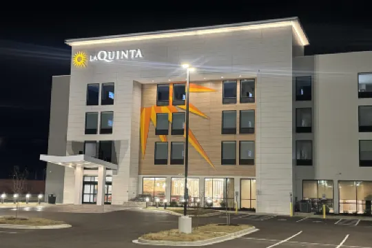 La Quinta Inn & Suites By Wyndham Jackson Hotels in 