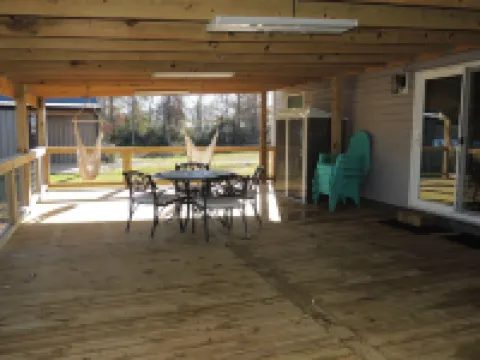 Your Toledo Bend Lakefront Home – Neighborhood Boat Launch Just Next Door