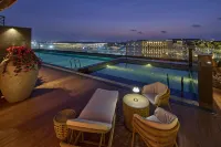 Iconiqa - the Lifestyle Hotel of Mumbai - Rooftop Pools
