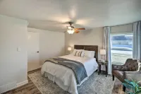 Sioux Center Split-Level Home w/ Game Room! - parking
