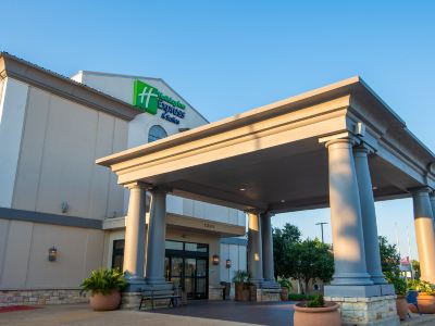 Holiday Inn Express & Suites COLLEGE STATION by IHG