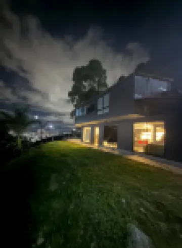 Villa with Spectacular Medellin View with Pool and Mini Basket-Futbol Field Hotels in 