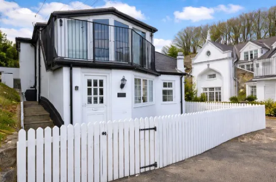 Beachwood - 2 Bedroom Cottage - Penally