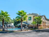Quality Inn & Suites Leesburg Chain of Lakes Hotels in Leesburg