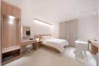 Suncheon Inbyeol Hotel Drive-in - 2-Star
