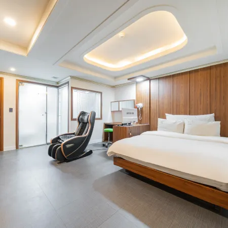 Siheung Eros Hotel Отели рядом с достопримечательностью «Аутлет-центр Siheung Premium»
