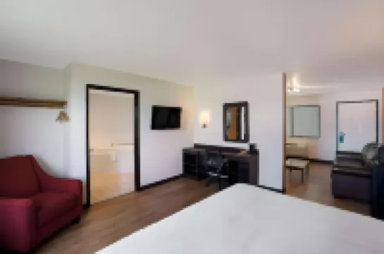 Quality Inn & Suites Junction