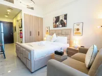 Masdar The Gate Studio Các khách sạn gần Bãi biển Yas