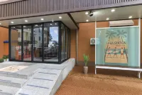 Laza station Hoteles cerca de Playa de Gangmun