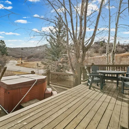 Spacious Park City Retreat With a Private Hot Tub