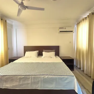 LuxeHomes Hotels near Tema Golf Park/Golf City.