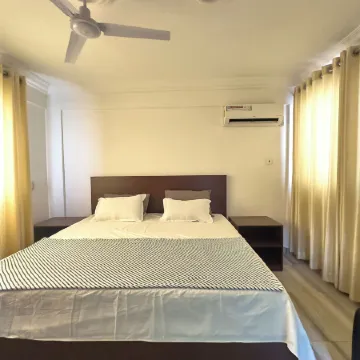 LuxeHomes