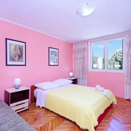 Apartments Mise