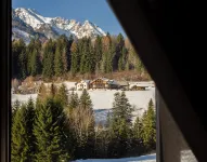 Kyrr Smart Mountain Retreat - Mountain view