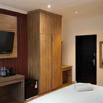 Hotel Majestic Palembang Hotel dekat Universitas Sriwijaya