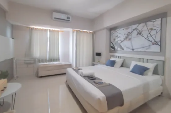 Spacious and Modern Studio at Tanglin Supermall Mansion Apartment By Travelio