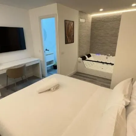 Jacuzzi Rooms Puente de Vallecas