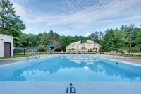 Unique Thornton Townhome Swim, Ski, and Hike! - SPA
