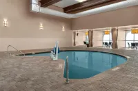 DoubleTree by Hilton Lubbock University Area - Pools