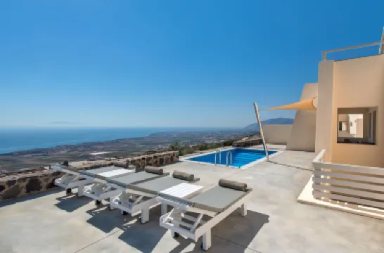 Theano Cave Suites & Villas Hotels in 