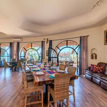 Casa Kootenay Waterfront Bnb