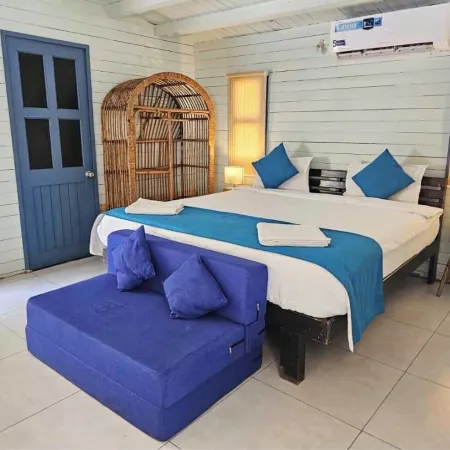 Hotel Moana Cottage Goa Near Beach