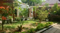 Villa Banana Leaf