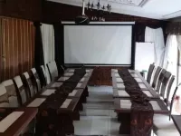 Charming B&B Room with Private Entrance in East London Hotels near Nahoon Beach