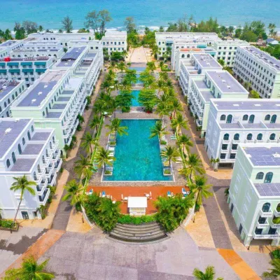 Leono Coast Hotel Các khách sạn gần Làng Trầm Hương Đảo Yến – Agarwood Dao Yen Phu Quoc 富国岛沉香村