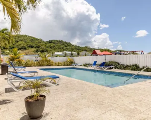 Sunshine Seashore Escape Jamaica Hotels in Lucea