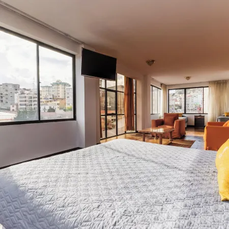 Elegance Hotel
