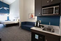 Holiday Inn Express & Suites LOGAN by IHG