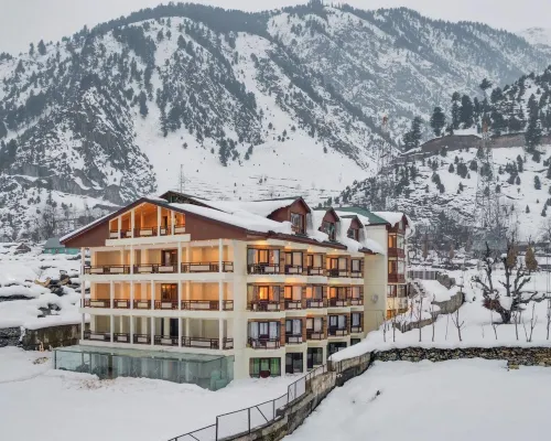 Badar Resorts and Spa Hotels in Ganderbal